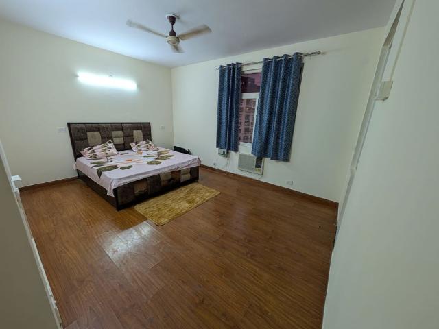 Flat for rent in Rohtas Plumeria, Lucknow