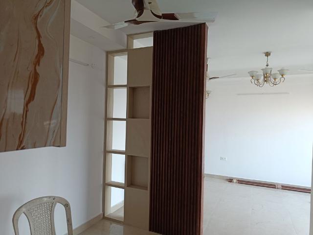 Flat for rent in Noida, Gautam Buddha Nagar
