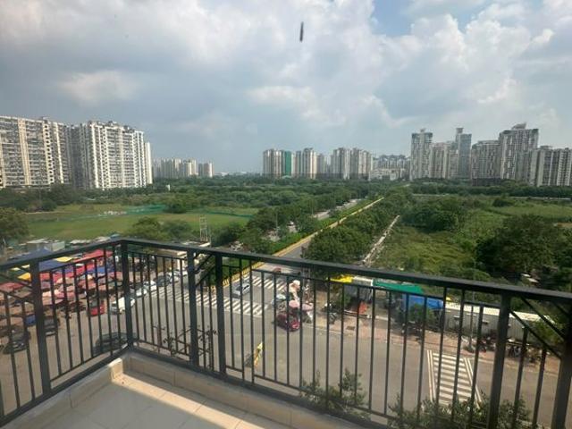 Flat for rent in Noida, Gautam Buddha Nagar