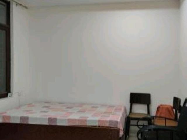 Flat for rent in Aminabad, Lucknow