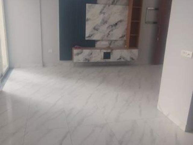 Flat for rent in Barola, Noida