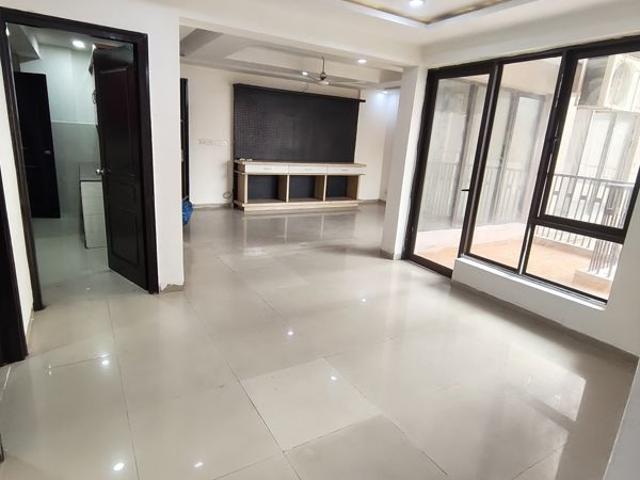 Flat for rent in Sector 137, Noida