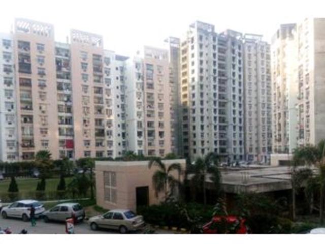Flat for rent in Rohtas Plumeria, Lucknow