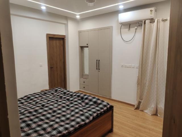 Flat for rent in Noida, Gautam Buddha Nagar
