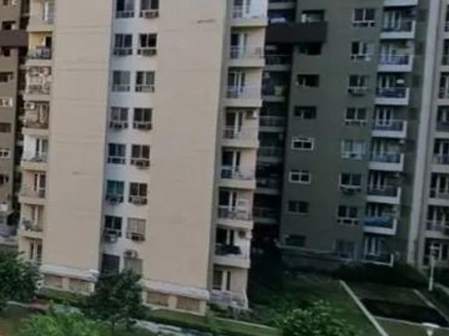 Flat for rent in Sector 100, Noida