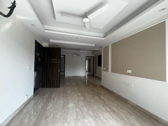 Property for rent in DLF 5, Gurugram