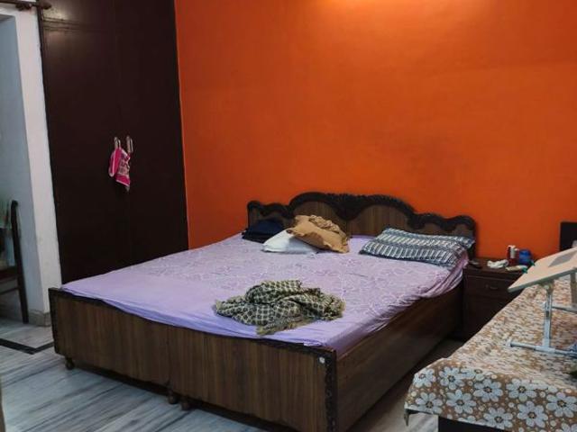 Flat for rent in Sector 29, Noida