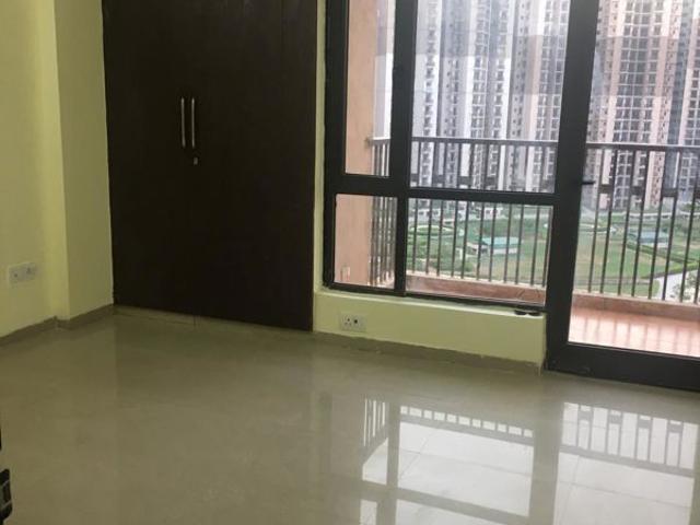 Flat for rent in Sector 137, Noida