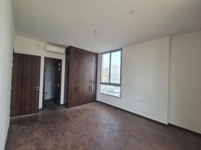 Flat for rent in Piramal Vaikunth, Thane