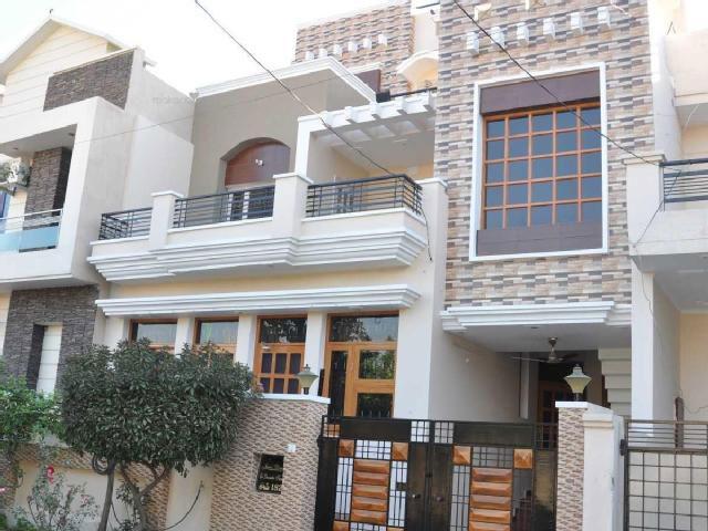 House for rent in Sector 4, Gurugram