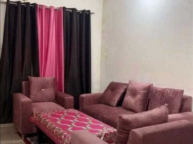 Flat for rent in Hazratganj, Lucknow