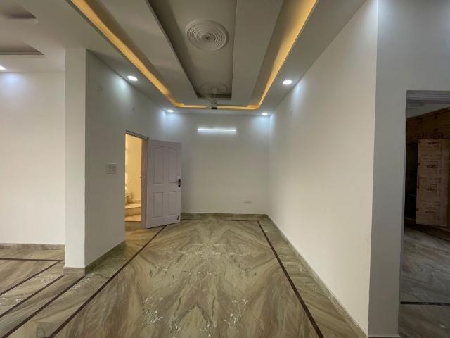 Property for rent in Greenfields Colony, Faridabad
