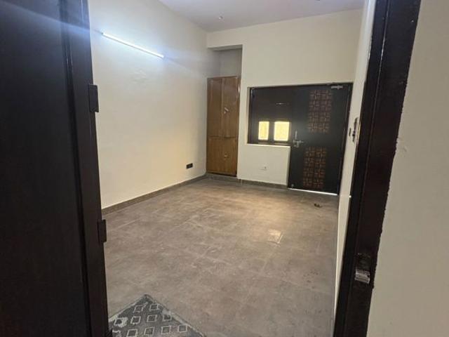 Property for rent in Sector 45, Noida