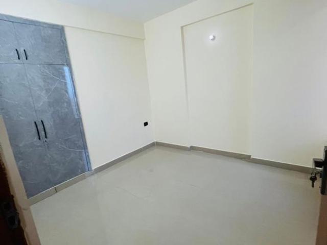 Flat for rent in Pahladpur, Faridabad