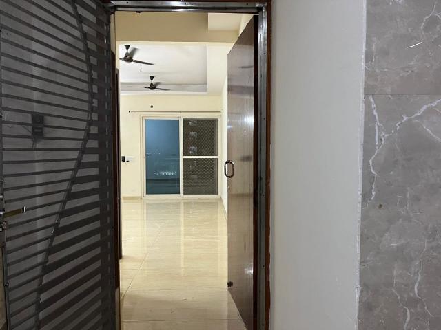 Flat for rent in Kakrala, Noida