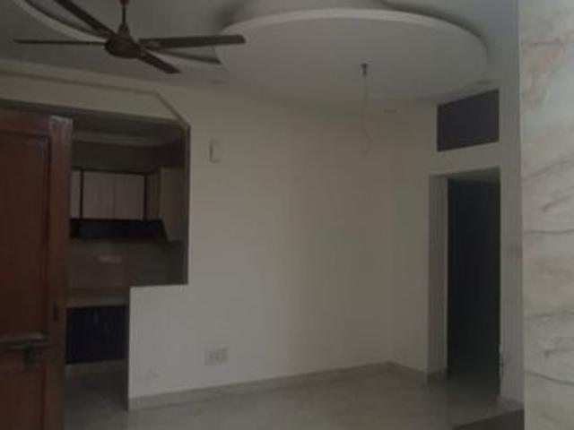 House for rent in Sector 30, Noida