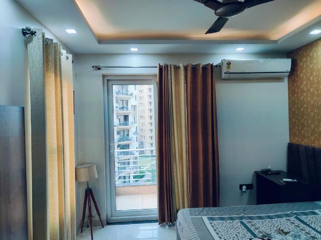 Flat for rent in Nirvana Country, Gurugram