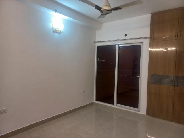 Flat for rent in Noida, Gautam Buddha Nagar