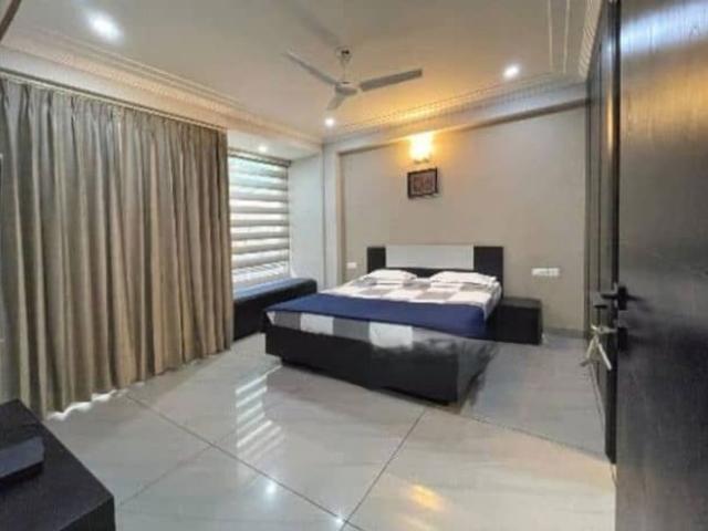 Flat for rent in Civil Lines, Lucknow