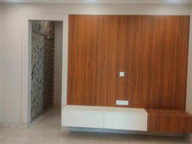 Property for rent in Hariana