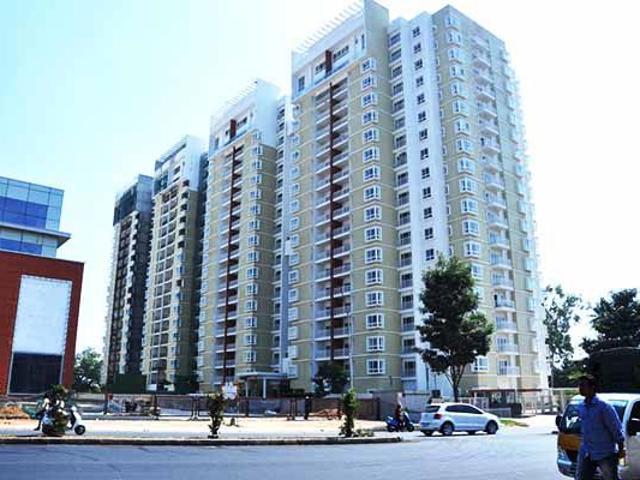 Flat for rent in RMZ Galleria Residences, Bengaluru