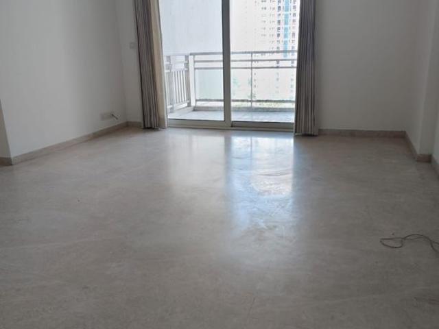 Flat for rent in DLF 5, Gurugram