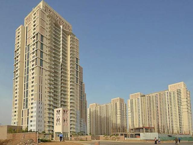 Flat for rent in DLF 5, Gurugram
