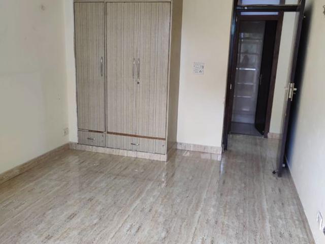 Flat for rent in South West Delhi, Deri