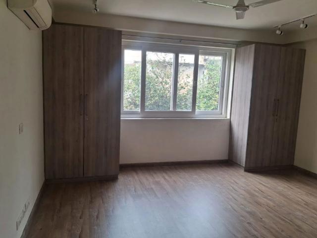 Flat for rent in Vasant Vihar, Delhi