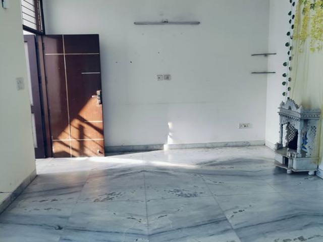 Property for rent in Sector 46, Noida
