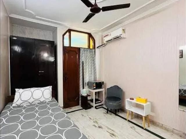 Property for rent in Deri