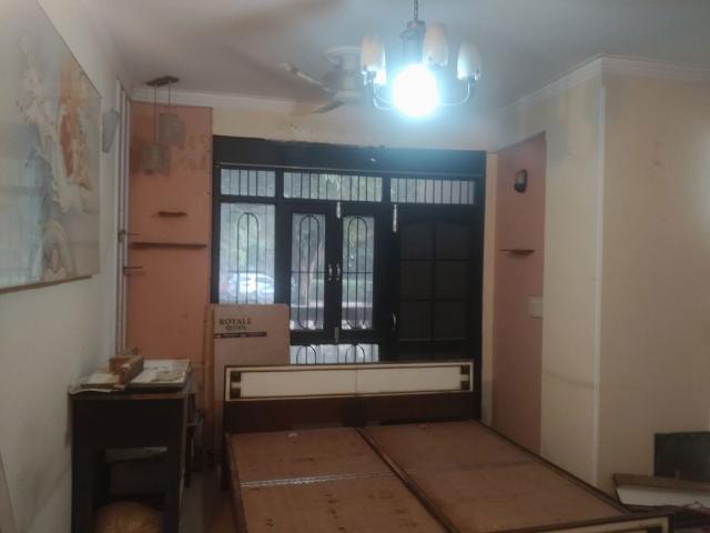 Flat for rent in Sector 43, Noida