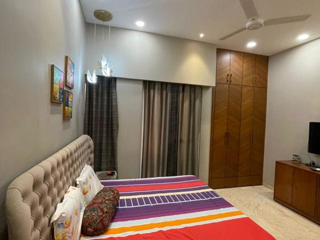 Property for rent in Deri