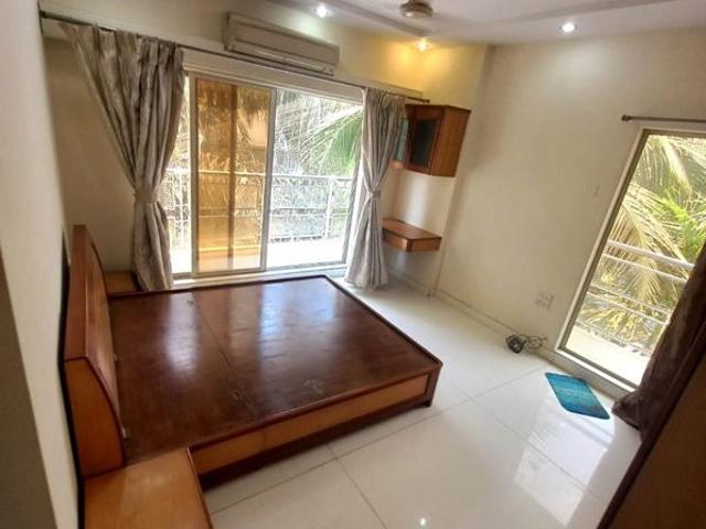 Flat for rent in Khar, Mumbai