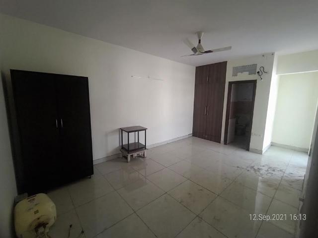 Flat for rent in Faridabad