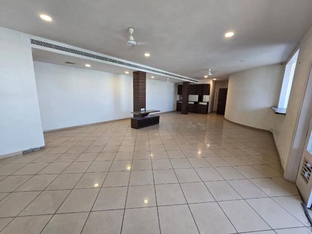 Flat for rent in Fort, Mumbai City District