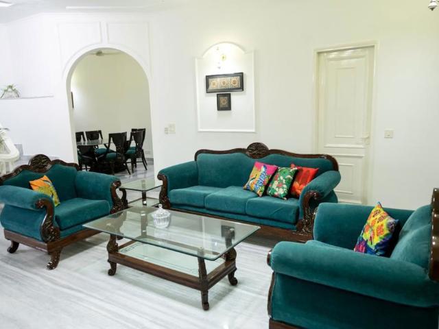 Property for rent in Moti Bagh, Delhi