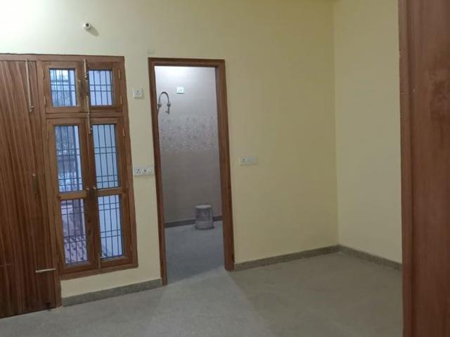 Property for rent in Sector 47, Noida
