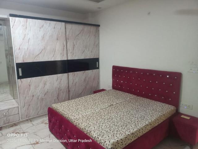 Property for rent in Yaqubpur, Noida