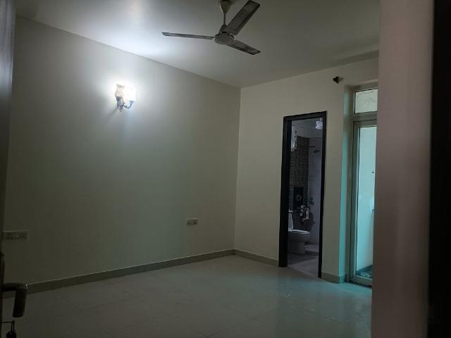 Villa for rent in Barola, Noida
