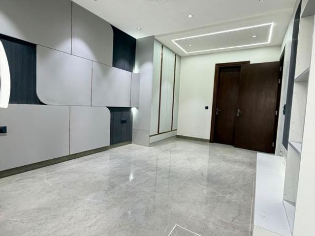 Property for rent in Sushant Lok III, Gurugram