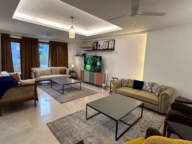 Flat for rent in Defence Colony, Delhi