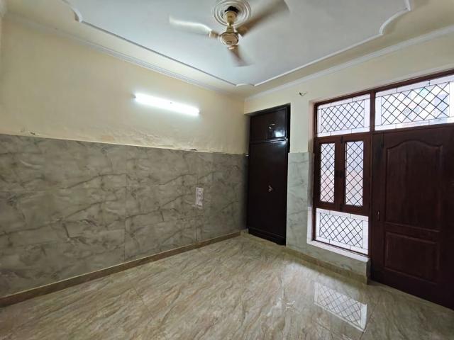 Property for rent in Greenfields Colony, Faridabad