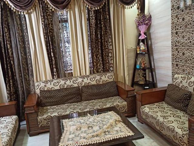 Flat for rent in Ardee City, Gurugram