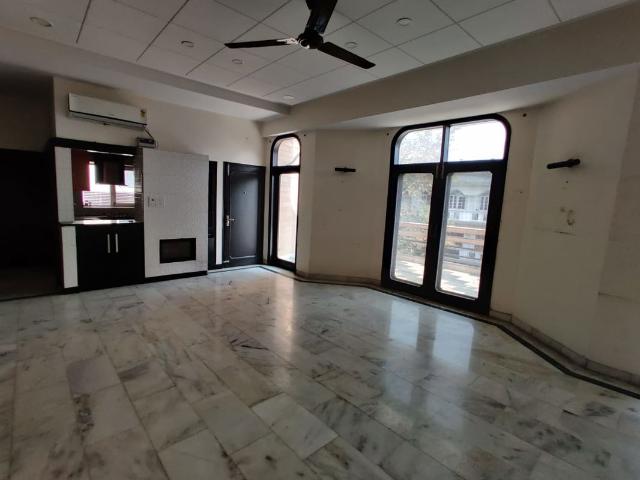 Property for rent in Defence Colony, Delhi