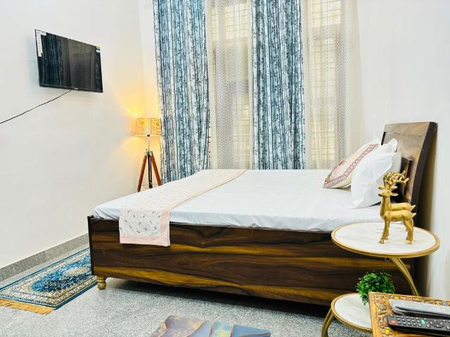 Flat for rent in Malviya Nagar, Delhi