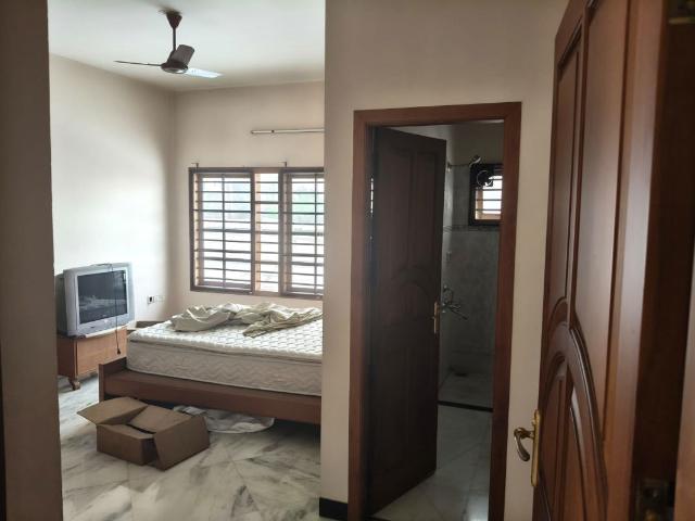 Property for rent in Moti Bagh, Delhi