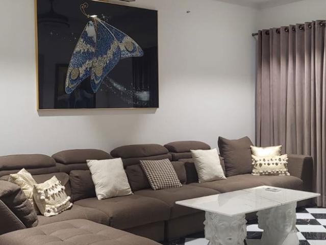 Flat for rent in Mahagun Mezzaria, Noida
