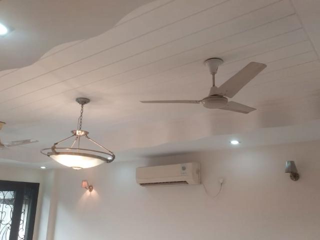 Flat for rent in Defence Colony, Delhi