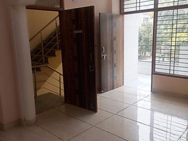 Flat for rent in Saket, Delhi